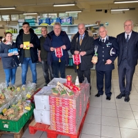 Consegna generi alimentari alla Cittadella della Solidarietà Caritas di Pisa